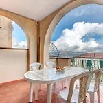 Orchidea Apartment *